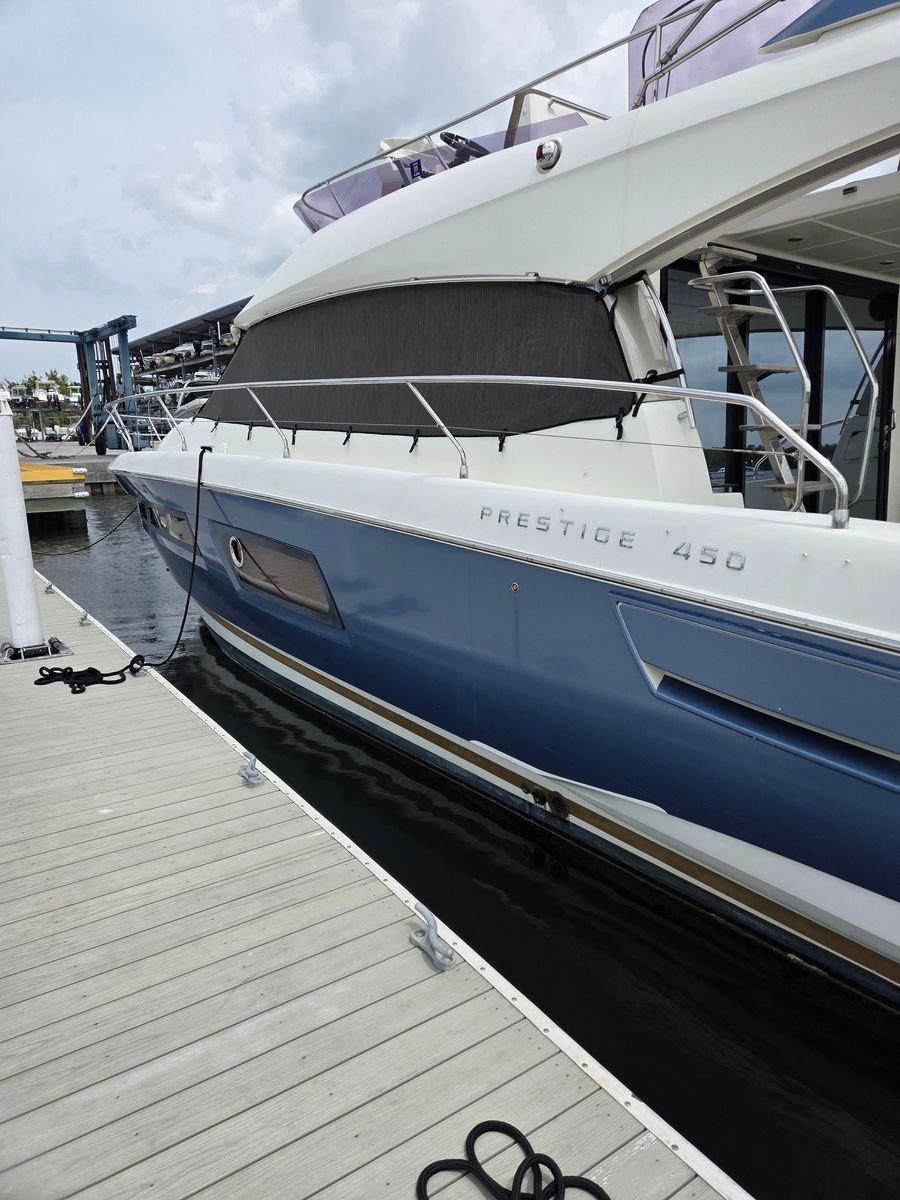 2015 Prestige 45 