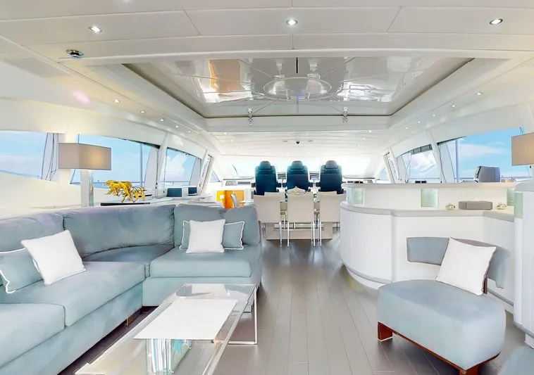 Splendida Yacht Photos Pics MANGUSTA 108