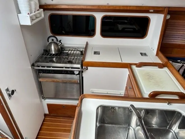 Mistral Yacht Photos Pics 