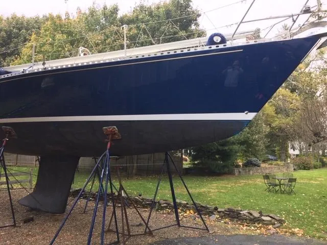 Mistral Yacht Photos Pics 