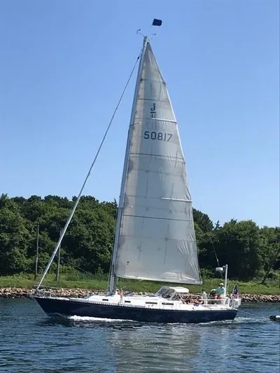 Mistral Yacht Photos Pics 