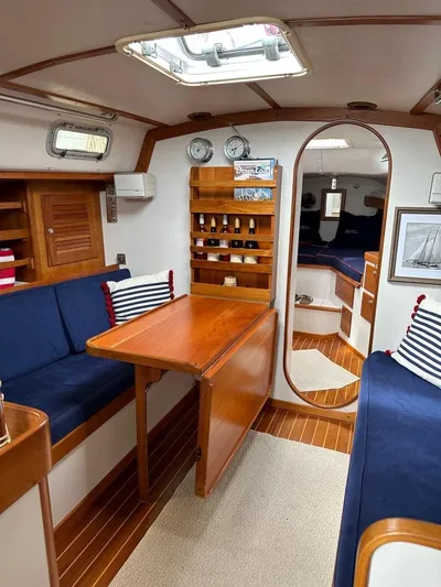 Mistral Yacht Photos Pics 