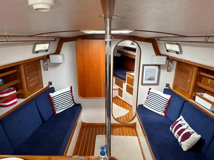 Mistral Yacht Photos Pics 