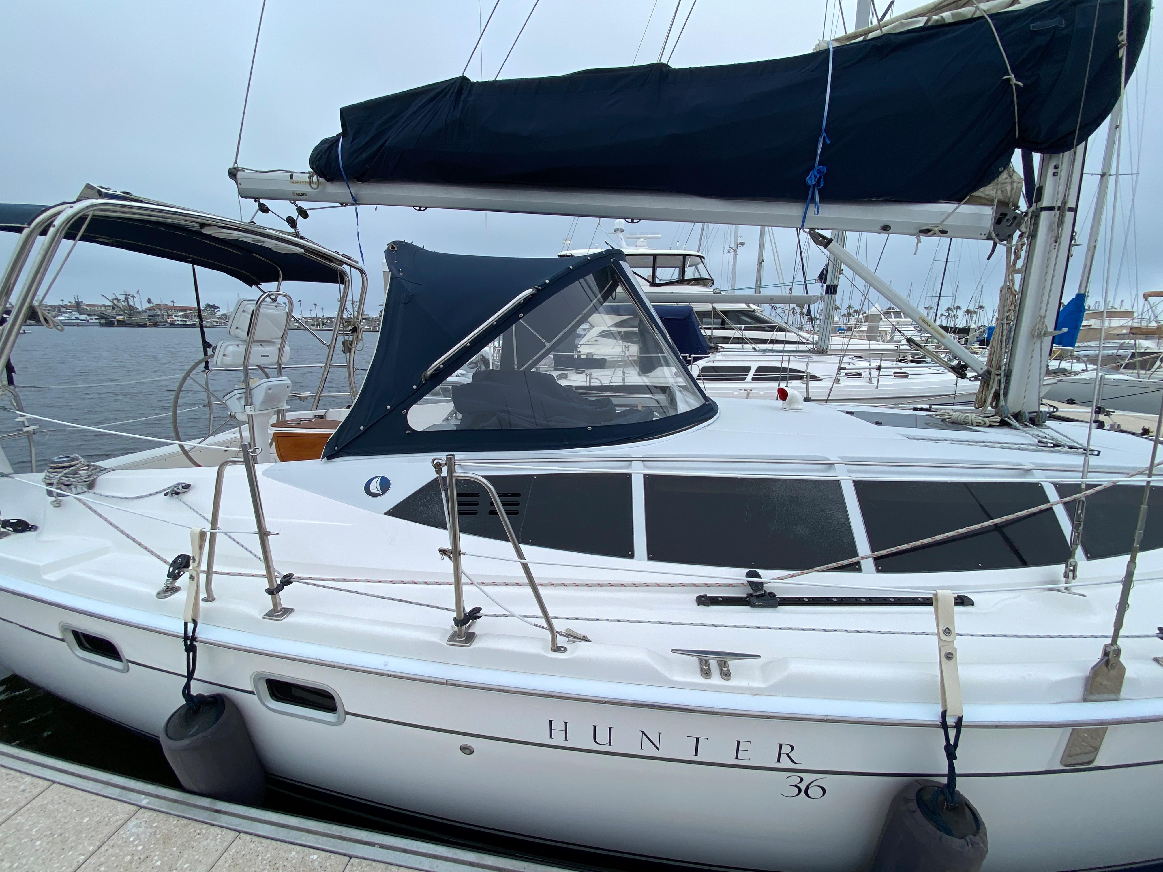 2012 Hunter e36 Cruiser for sale - YachtWorld