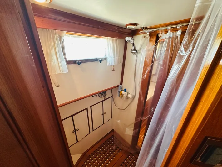 Liberty Yacht Photos Pics 