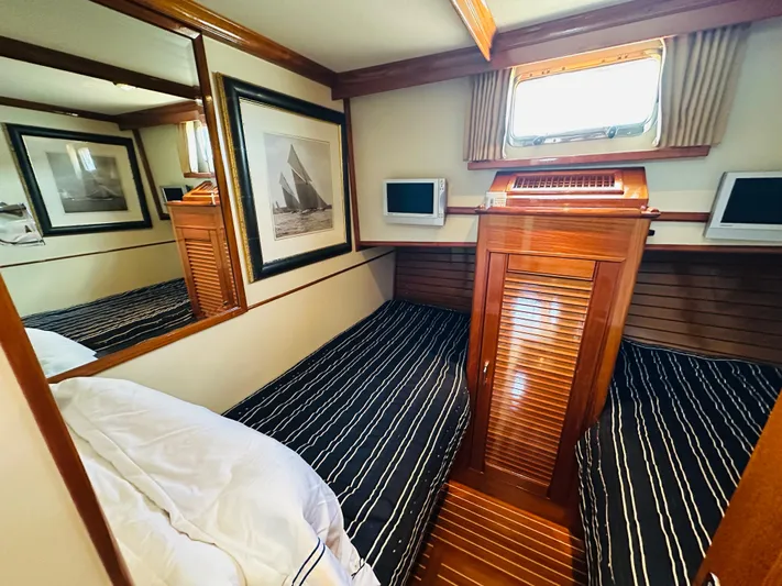 Liberty Yacht Photos Pics 