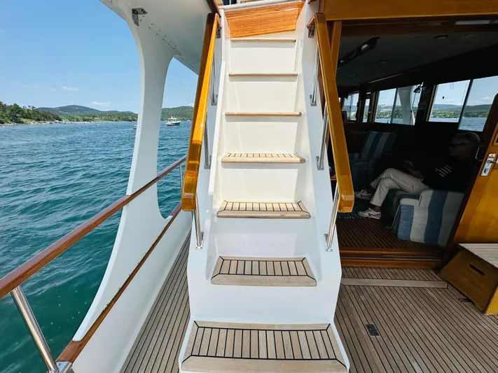 Liberty Yacht Photos Pics 