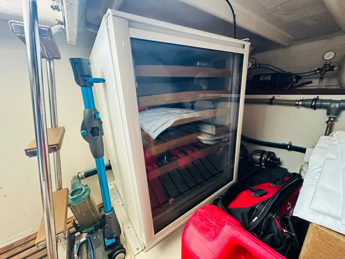 Liberty Yacht Photos Pics 