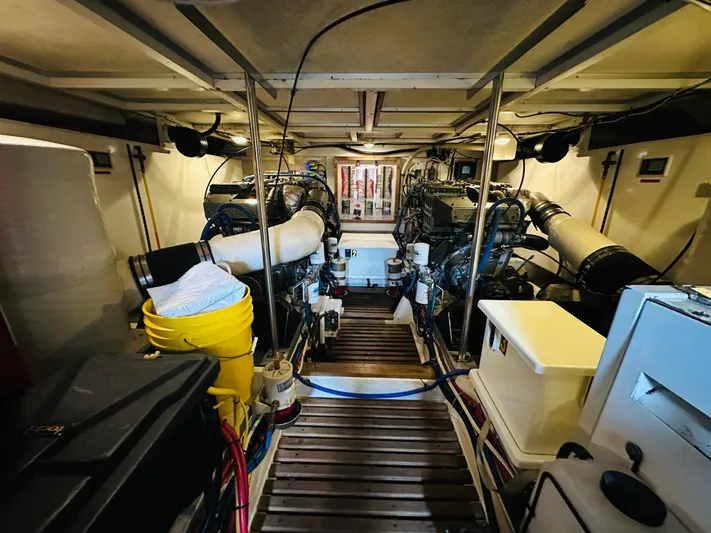 Liberty Yacht Photos Pics 