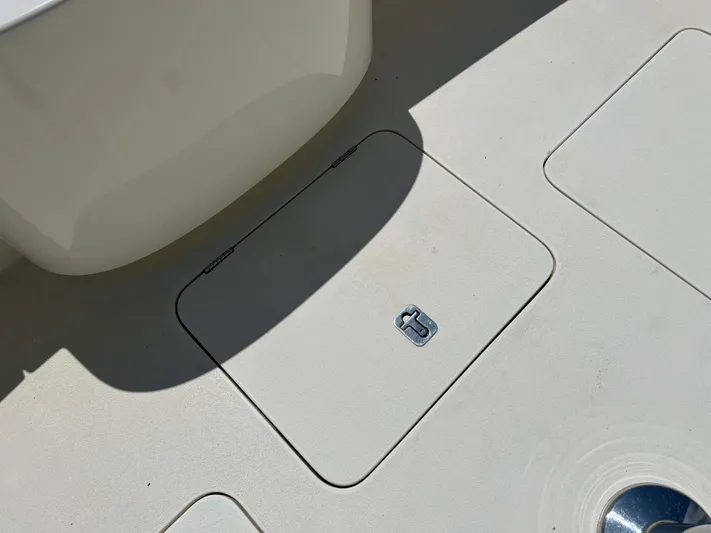  Yacht Photos Pics Deck hatch on 2022 Henriques 42 Express Hardtop boat, featuring a sleek, modern design.