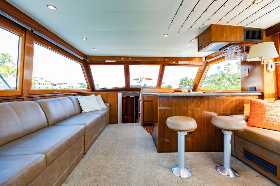 1985 Hatteras 55 Convertible