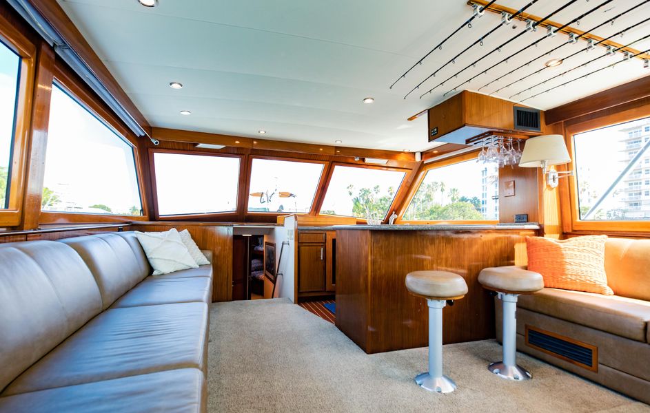1985 Hatteras 55 Convertible