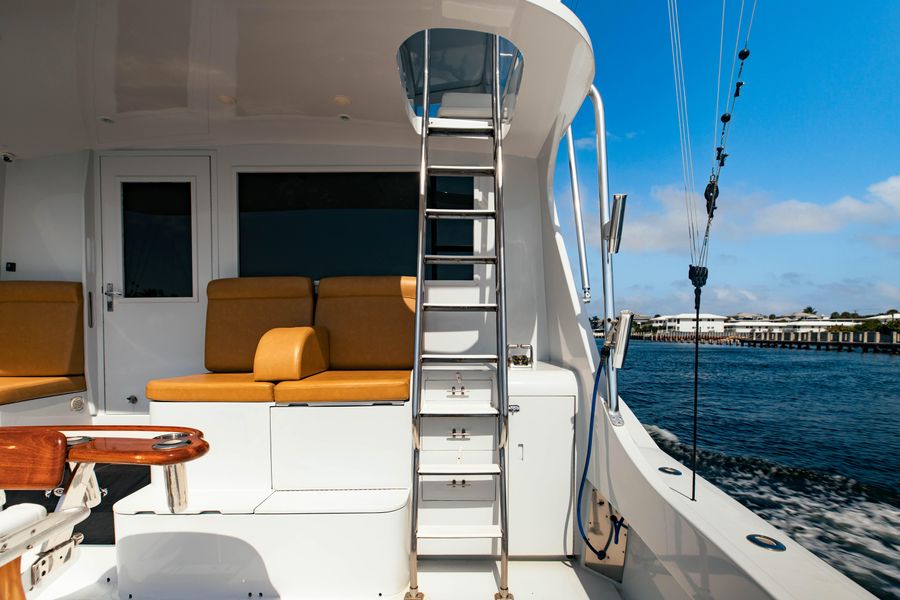 1985 Hatteras 55 Convertible