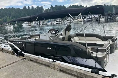 Bayliner Element XR7