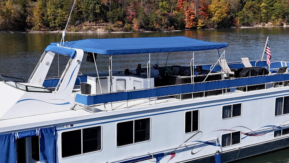 2006 Lakeview 70 