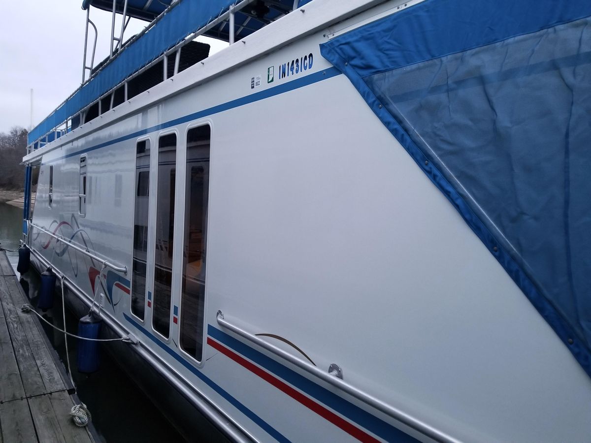 2006 Lakeview 70 