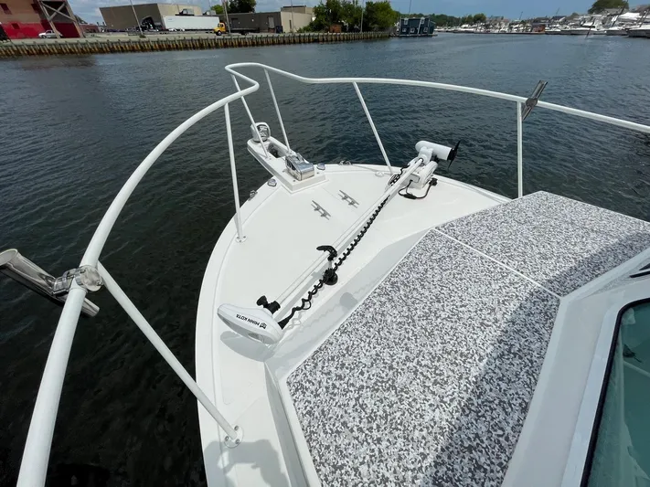  Yacht Photos Pics Bow of 2021 Steiger Craft 28 DV Chesapeake boat with Minn Kota trolling motor.