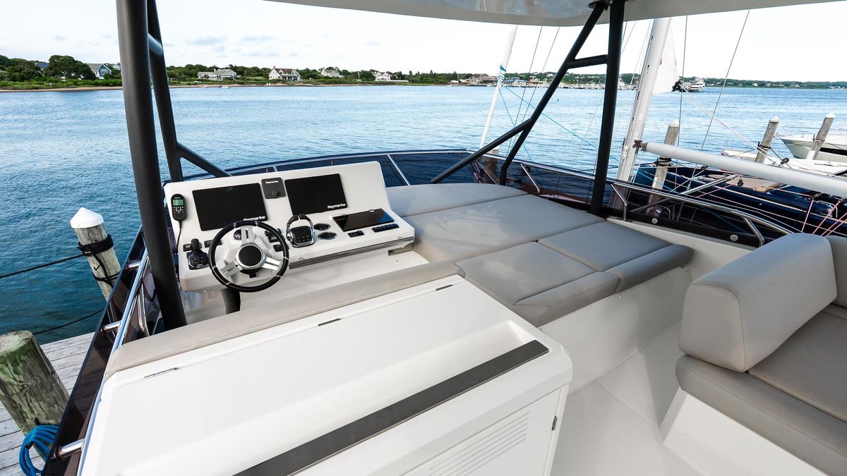 2019 Prestige 52 