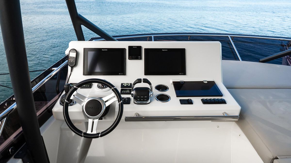 2019 Prestige 52 