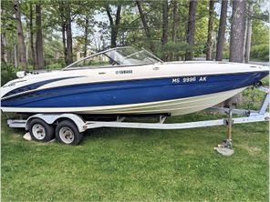 Yamaha Boats SX230