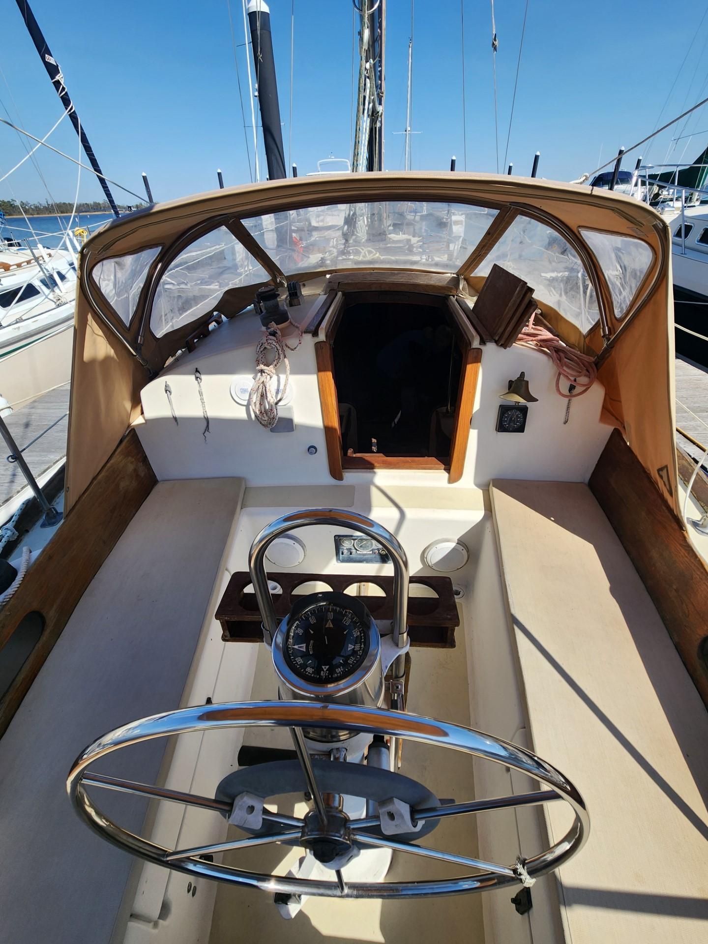 1983 Sea Sprite 34 Sloop for sale - YachtWorld