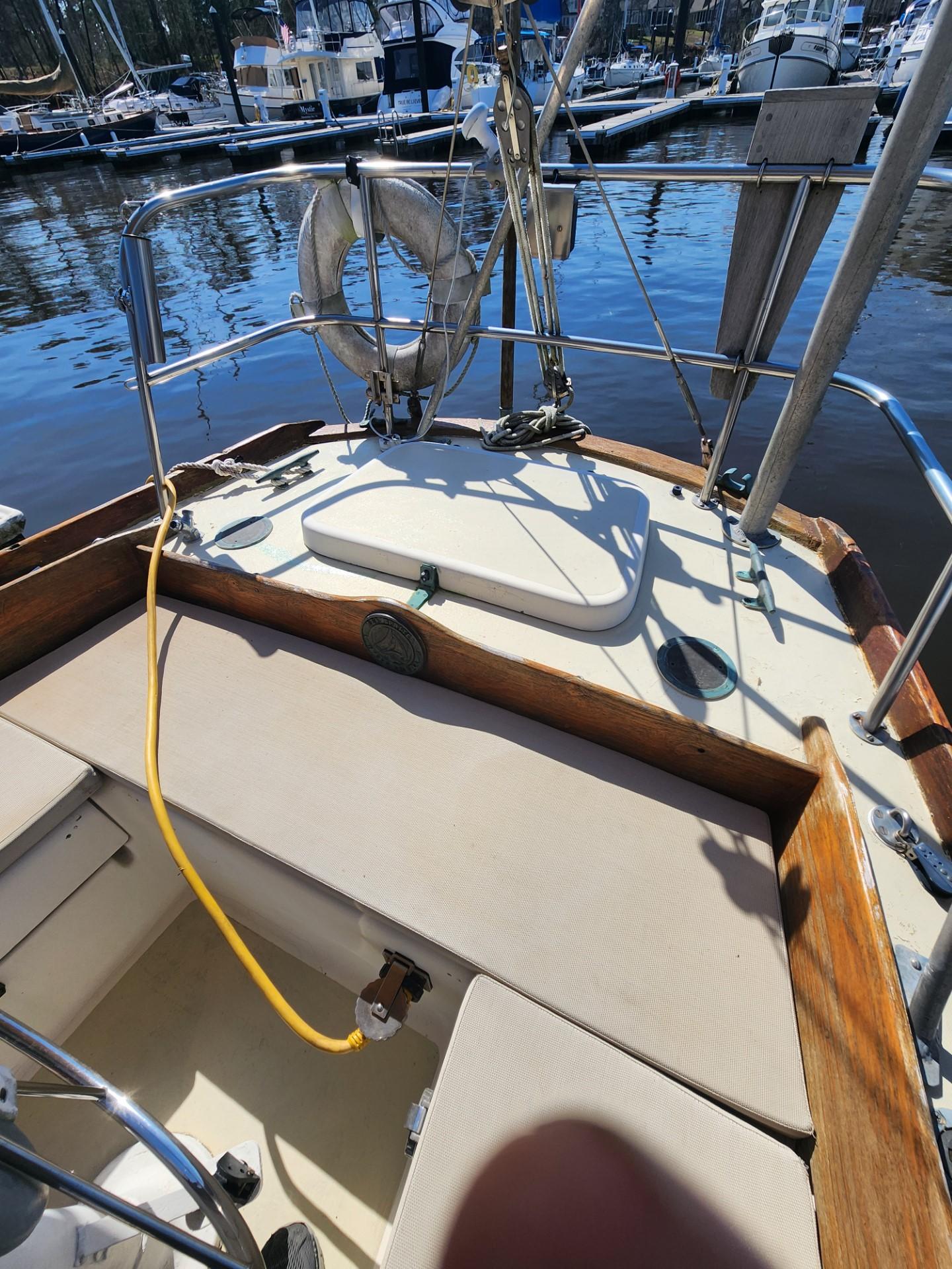 1983 Sea Sprite 34 Sloop for sale - YachtWorld