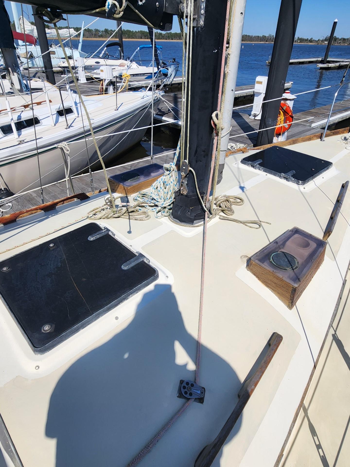 1983 Sea Sprite 34 Sloop for sale - YachtWorld