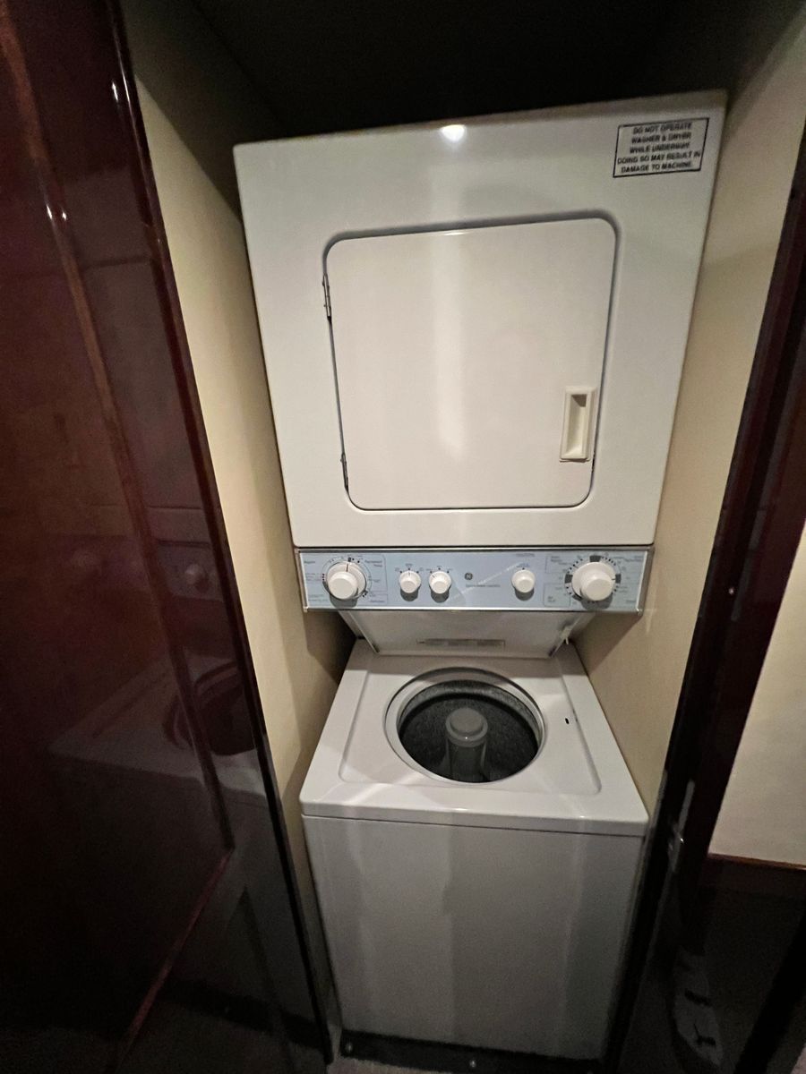 2009 Sea Ray 58 