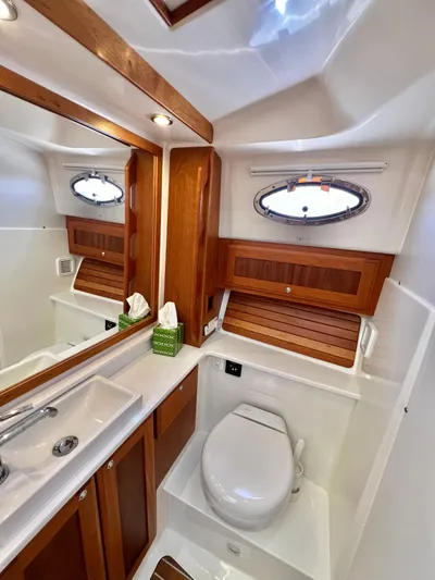 Si Lo Es Yacht Photos Pics 