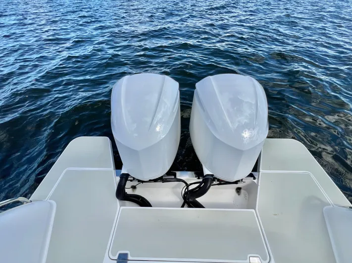 Si Lo Es Yacht Photos Pics 