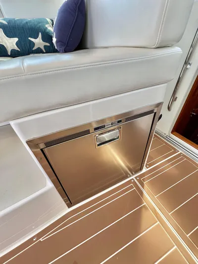 Si Lo Es Yacht Photos Pics 