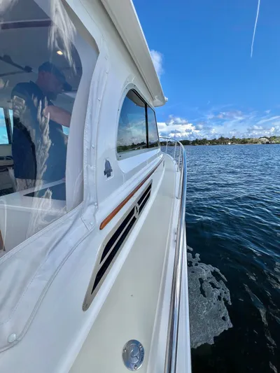 Si Lo Es Yacht Photos Pics 