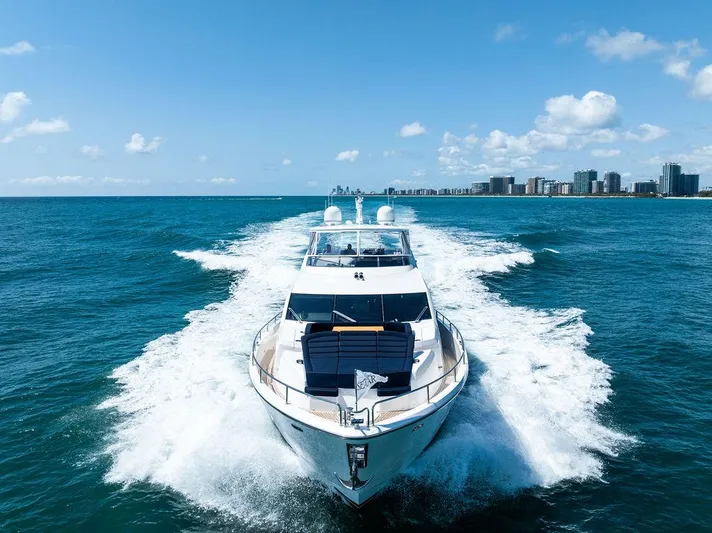 Sea Zar Yacht Photos Pics 