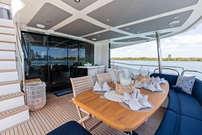 Yacht