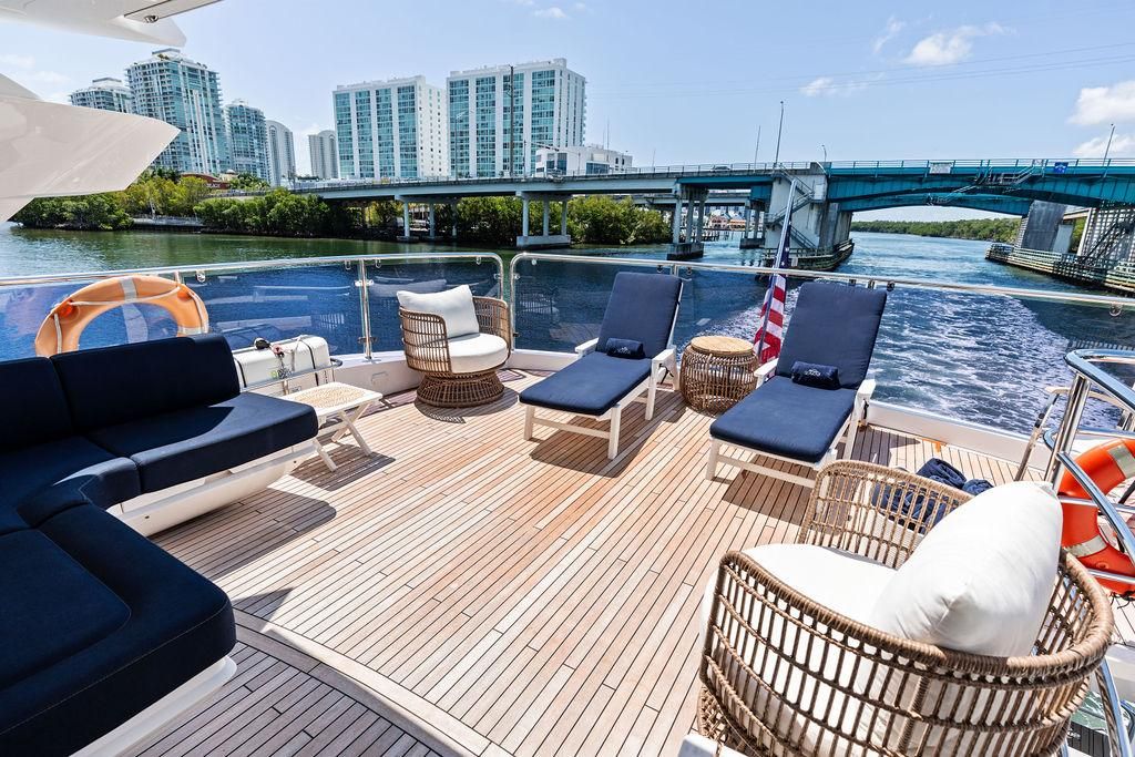 2019 Sunseeker 86 
