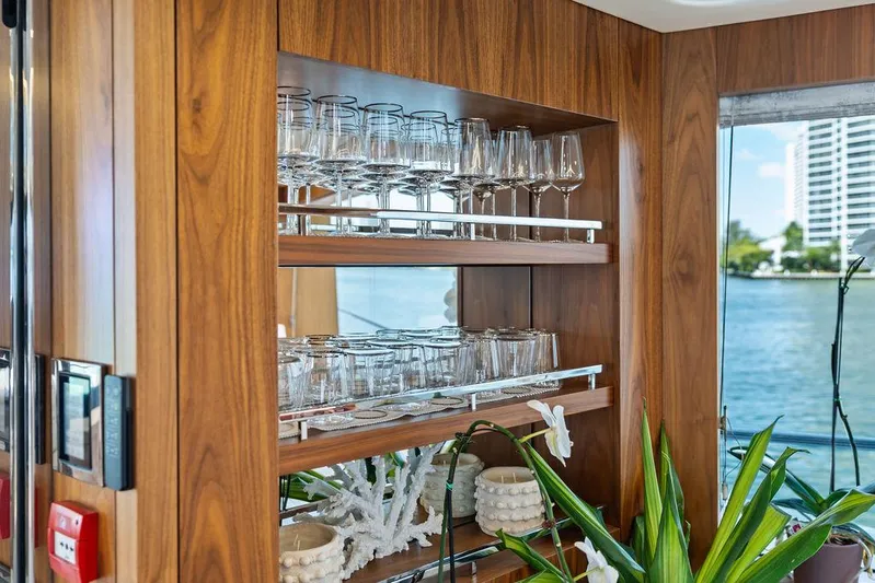 Sea Zar Yacht Photos Pics 