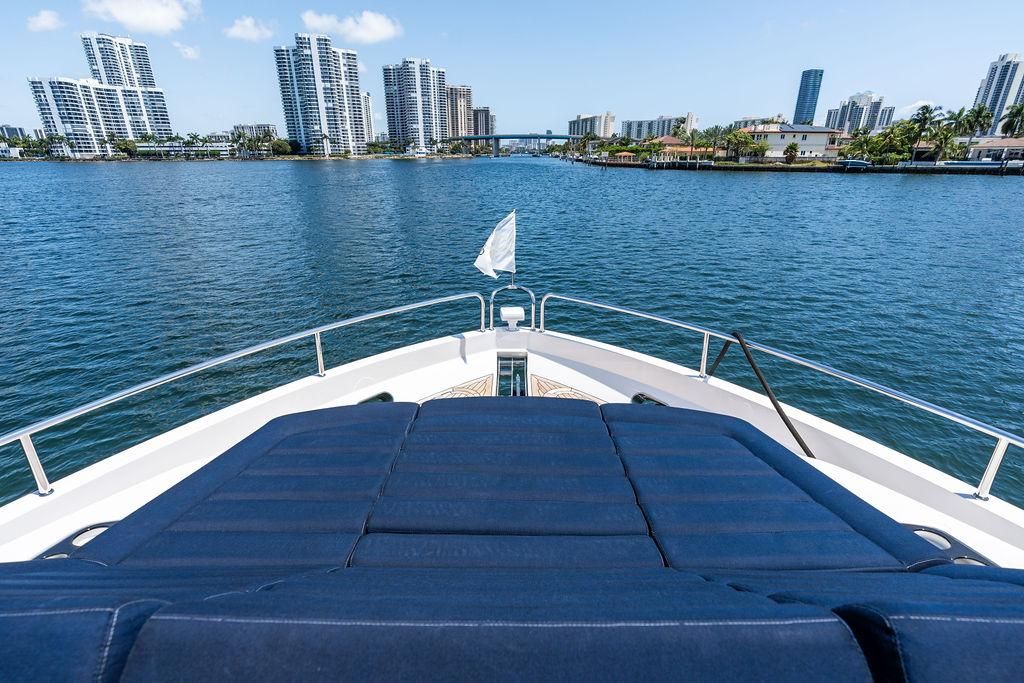 2019 Sunseeker 86 