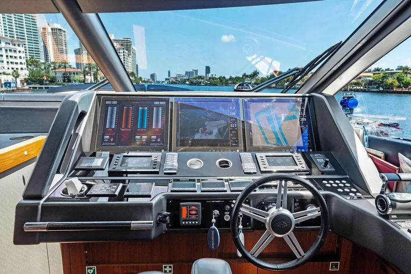 Sea Zar Yacht Photos Pics 