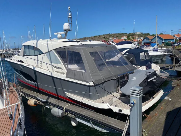 Scorpius Yacht Photos Pics 