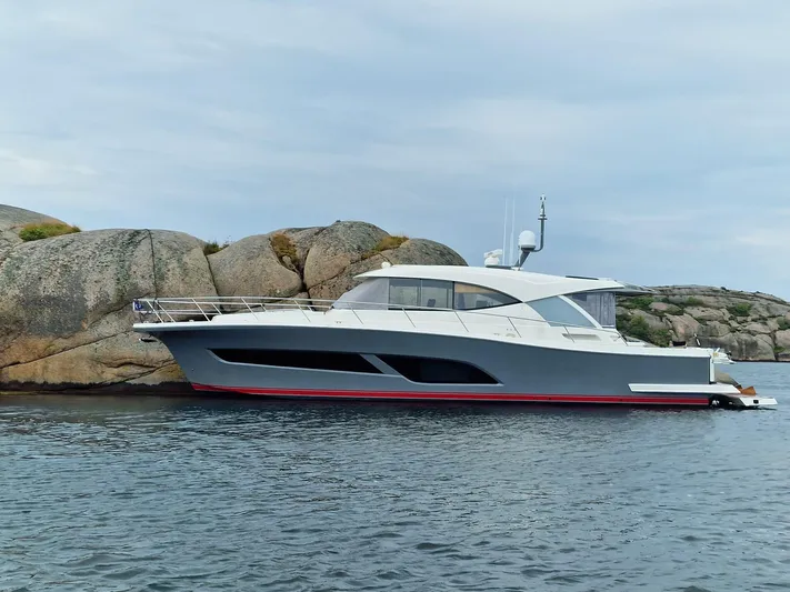 Scorpius Yacht Photos Pics 