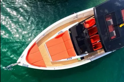 De Antonio Yachts 42