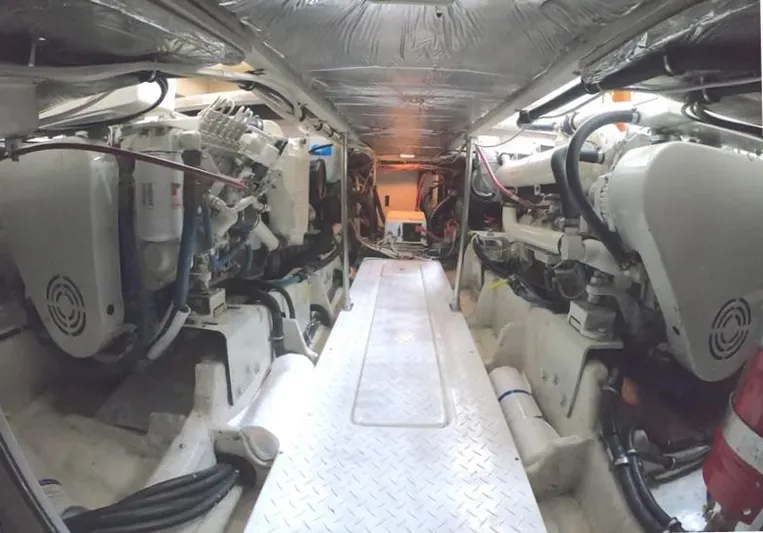 Lady Jewlez Yacht Photos Pics 