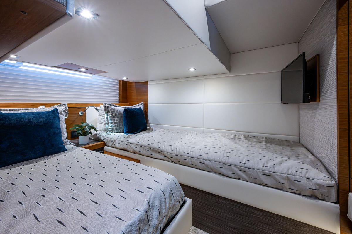 2020 Tiara Yachts 45 