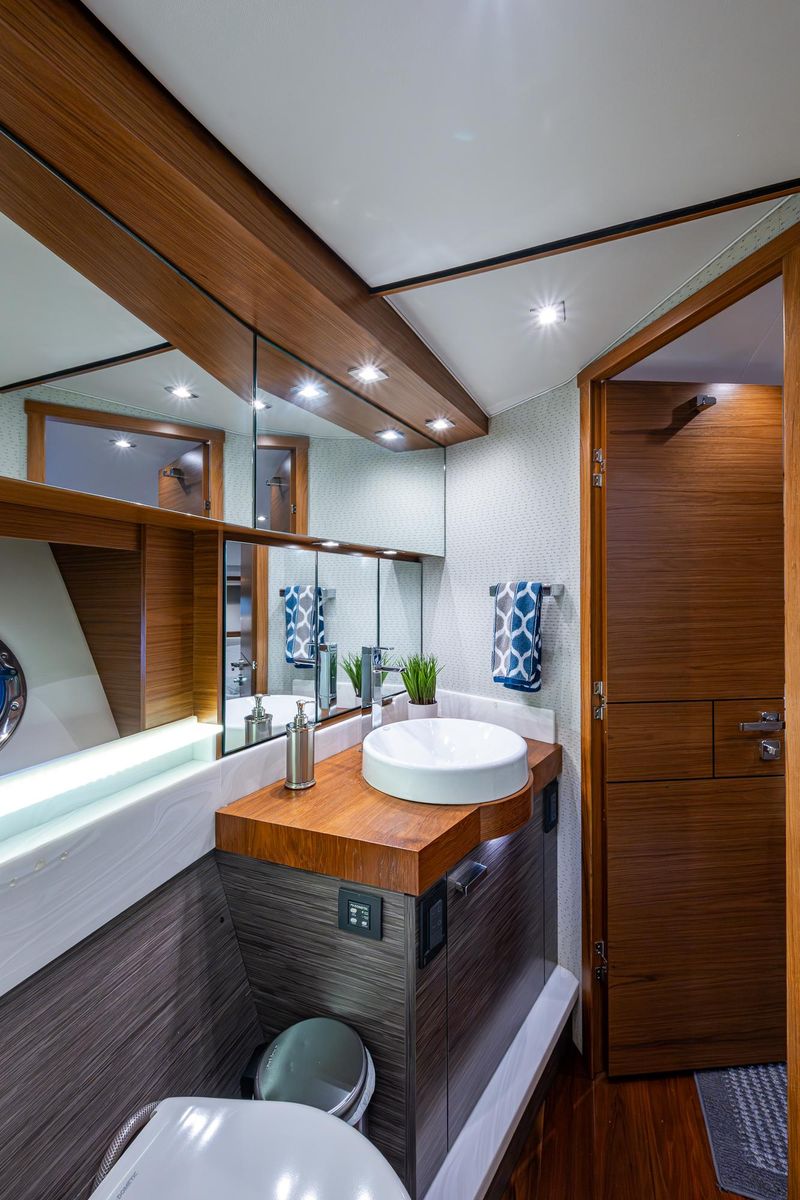 2020 Tiara Yachts 45 