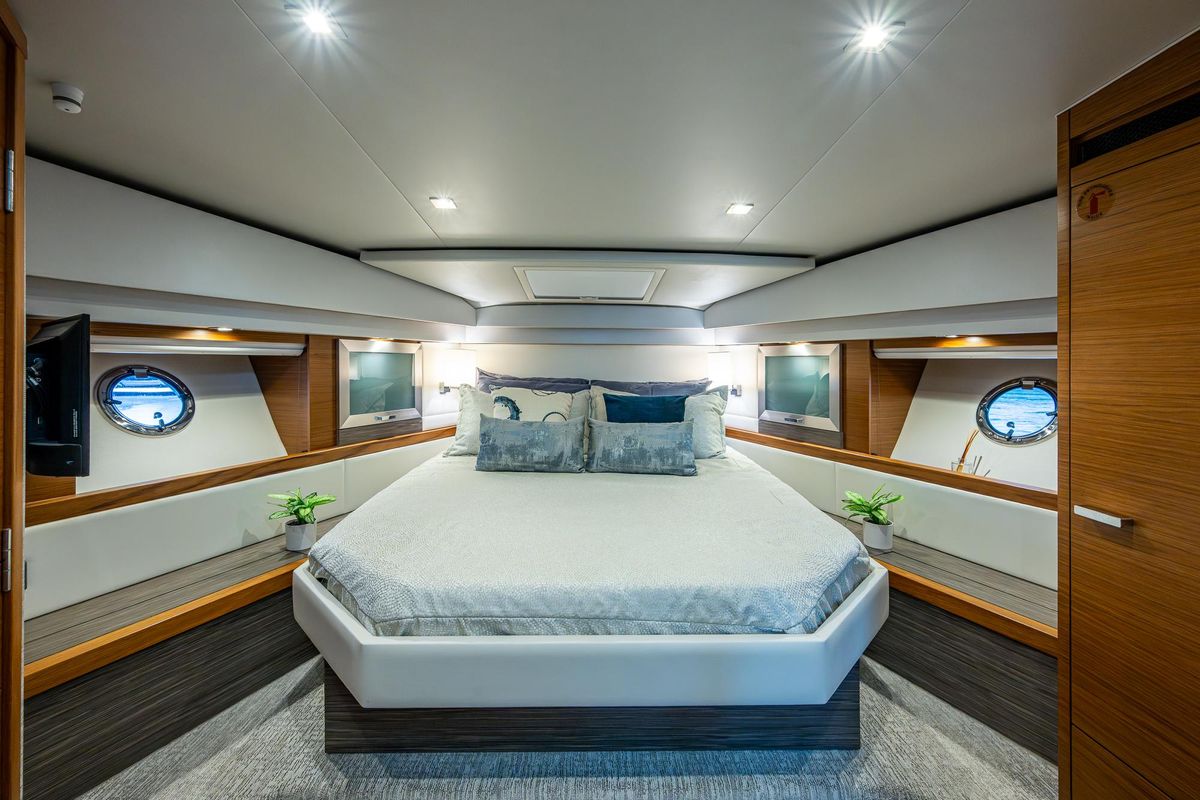 2020 Tiara Yachts 45 