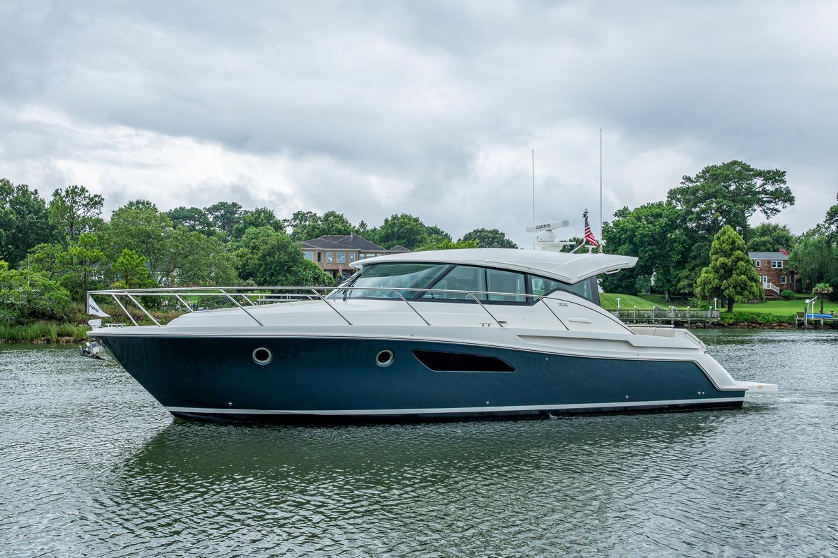 2020 Tiara Yachts 45 