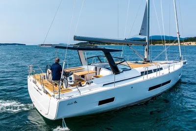 2025 Hanse 460