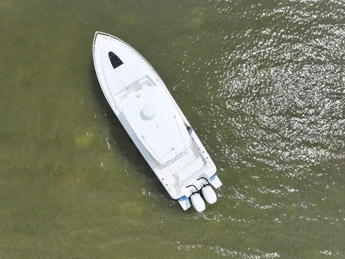  Yacht Photos Pics 2023 Intrepid 327-I Valor- Profile