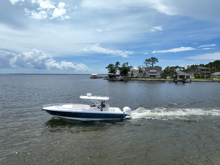  Yacht Photos Pics 2023 Intrepid 327-I Valor- Profile