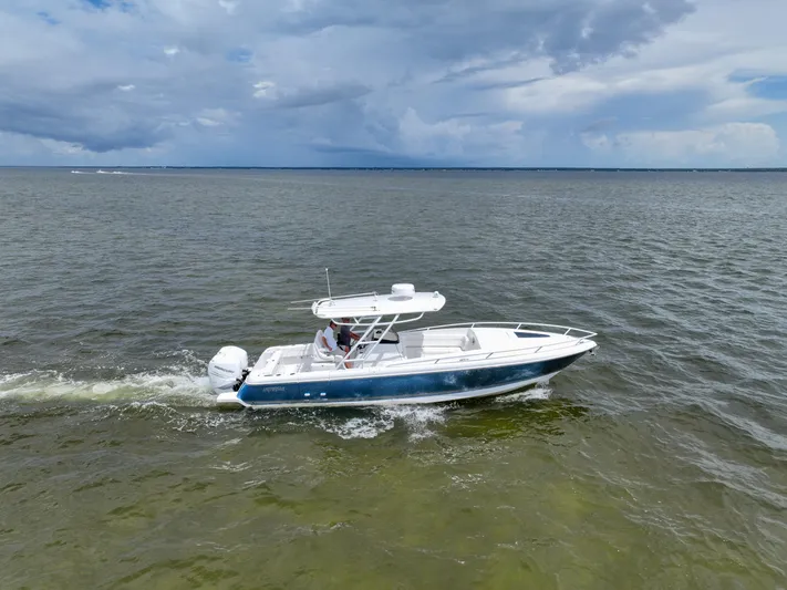  Yacht Photos Pics 2023 Intrepid 327-I Valor- Profile